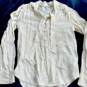 Express Women’s White patterned Blouse size Small